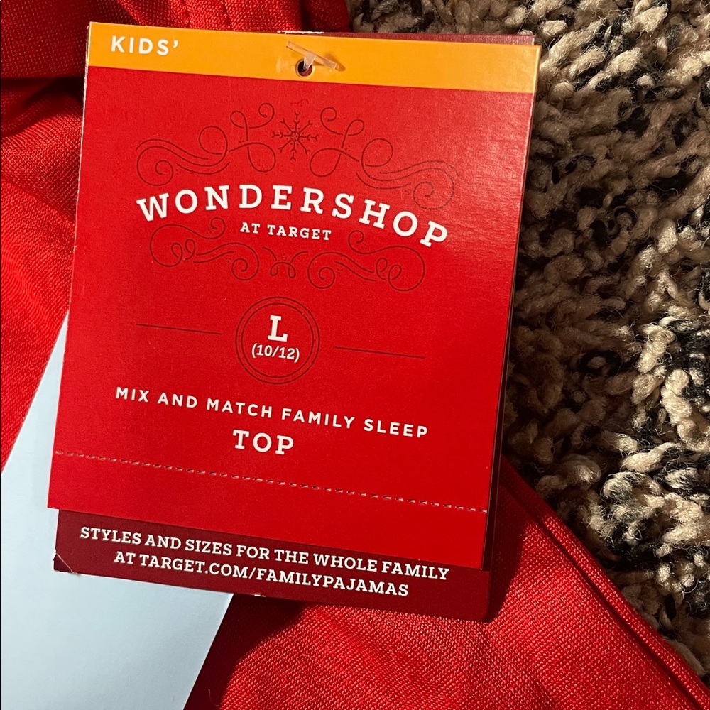 🆕 Wondershop Kids' Red Sleepwear Top Unisex Size L 10/12 | NWT - Picture 3 of 3